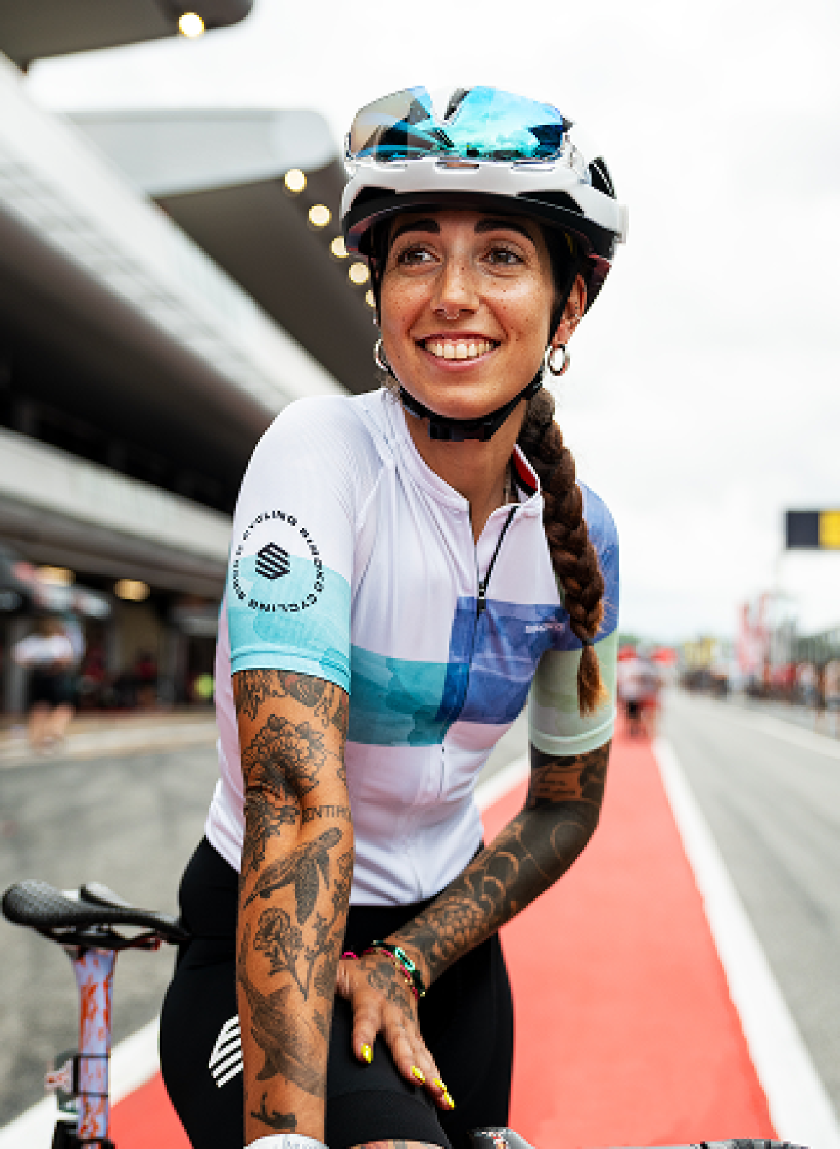 maillot-femme-velo-176pop.png Acheter des maillots pour cyclisme femme | SIROKO – Image 1