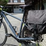 Test – Sacoche double 540 pour porte bagages, un basique de plus chez Decathlon Transition Vélo