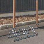 Râtelier au sol pour rangement de 3 vélos L. 72 cm acier | Castorama